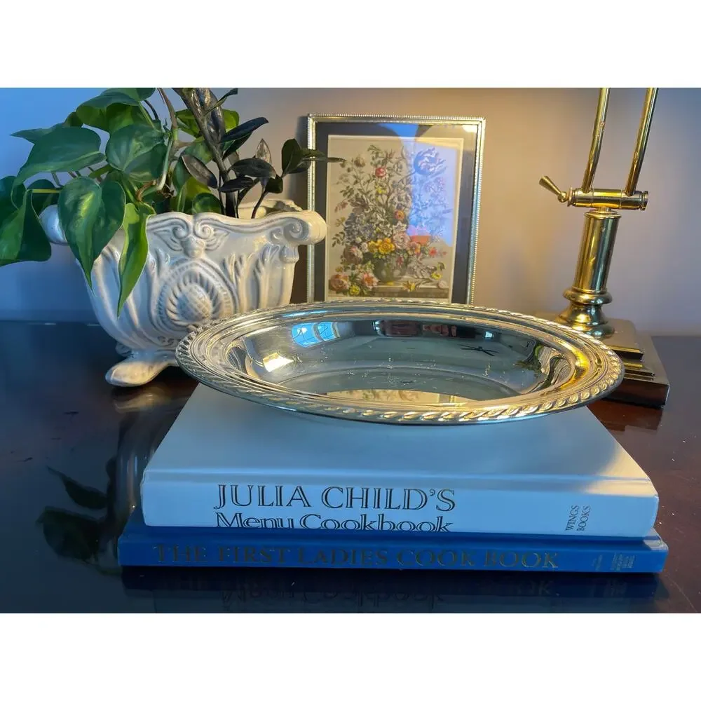 Vintage Silver-Plated Oval Serving Platter – Rope Edge